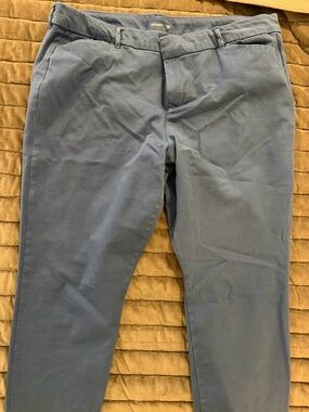 Old Navy Women’s Slate Blue Stretch Pixie pants